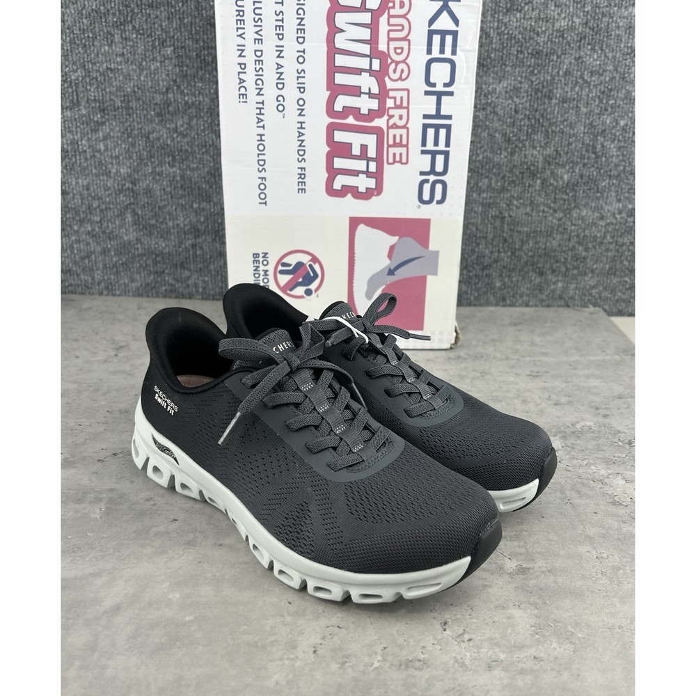 Skechers Women's Slip On Hands Free Swift Fit Shoes Size 6.5 Black New With Box